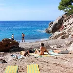 Apartments With A Parking Space Ivan Dolac, Hvar - 17778